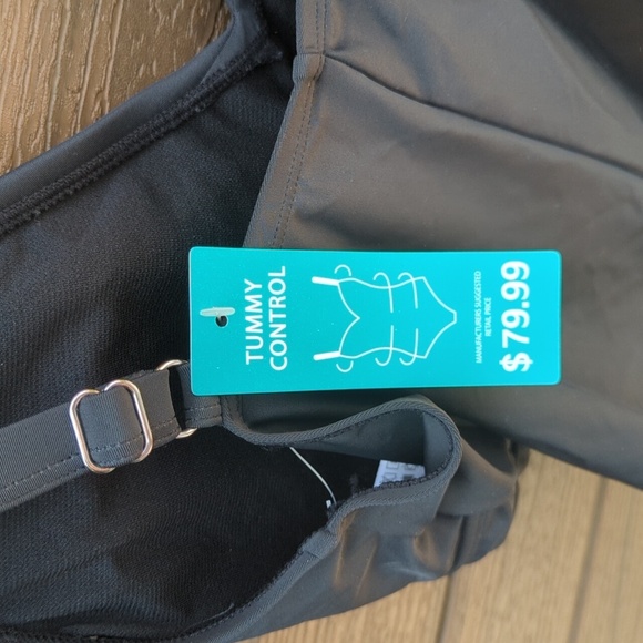 Women's Stylish Black Tummy Control One Piece Swimsuit - Size XL NWT - Picture 4 of 8